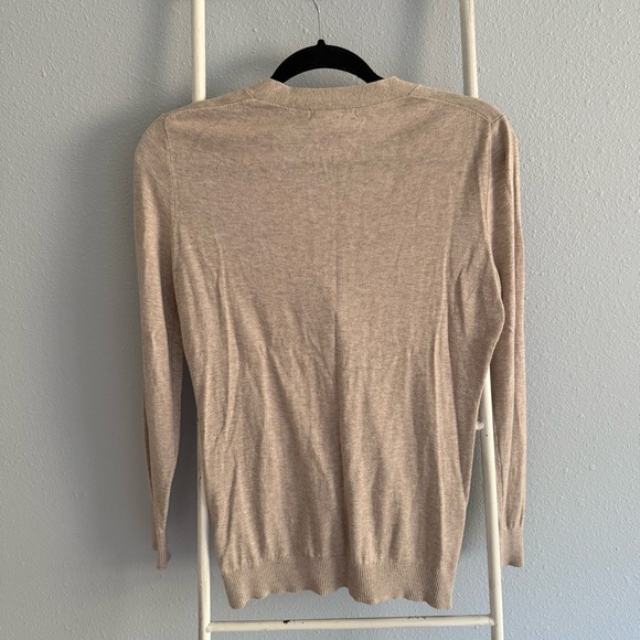 Banana Republic Cardigan - Picture 4 of 4